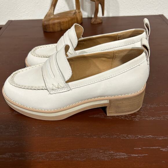 Crown Vintage Nirea Cream Leather Block Heel Loafer Size 6.5 New - Picture 7 of 14